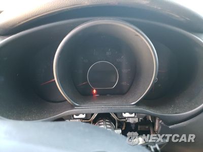 Zdjęcie 9 z 13 samochodu: 2017 KIA SOUL + VIN:KNDJP3A58H7878483 - miniatura