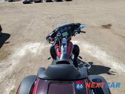 Zdjęcie 6 z 9 samochodu: 2014 HARLEY-DAVIDSON FLHTCUTG TRI GLIDE ULTRA VIN:1HD1MAL16EB851006 - miniatura