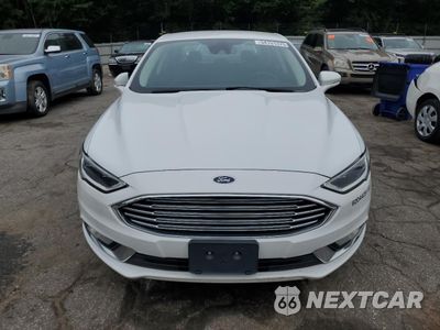 Piąte zdjęcie samochodu w środku: 2017 FORD FUSION SE HYBRID VIN:3FA6P0LU0HR409640 - miniatura