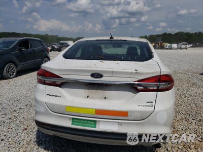 Zdjęcie 6 z 12 samochodu: 2018 FORD FUSION SE HYBRID VIN:3FA6P0LU3JR118832 - miniatura