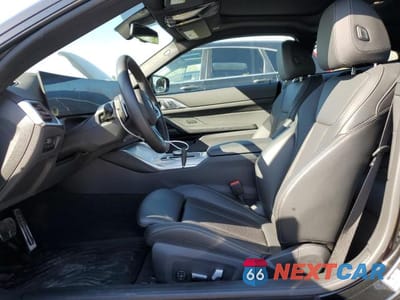 Zdjęcie 7 z 12 samochodu: 2024 BMW 430XI VIN:WBA73AP03RCP37753 - miniatura