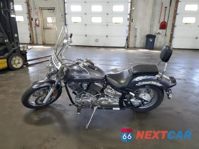 Trzecie zdjęcie samochodu z tyłu: 2005 YAMAHA XVS1100 A VIN:JYAVP11E85A066441 - miniatura