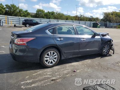 Trzecie zdjęcie samochodu z tyłu: 2014 NISSAN ALTIMA 2.5 VIN:1N4AL3AP8EC155657 - miniatura