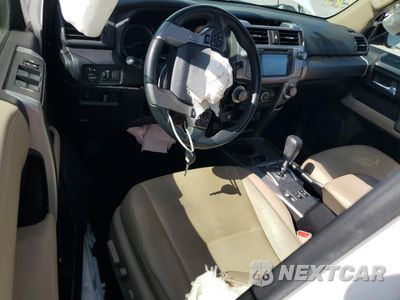 Zdjęcie 8 z 15 samochodu: 2016 TOYOTA 4RUNNER SR5 VIN:JTEZU5JR1G5131677 - miniatura
