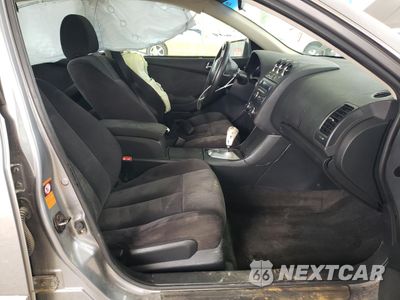 Zdjęcie 7 z 14 samochodu: 2008 NISSAN ALTIMA 2.5 VIN:1N4AL21E38N548872 - miniatura