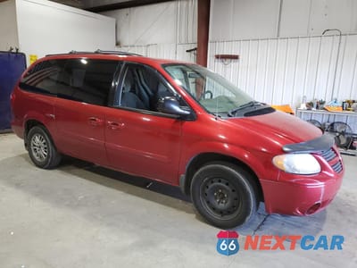 Czwarte zdjęcie samochodu z boku: 2005 DODGE GRAND CARAVAN SXT VIN:2D8GP44L65R185854 - miniatura