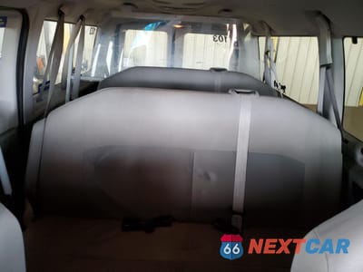 Zdjęcie 10 z 13 samochodu: 2014 FORD ECONOLINE E350 SUPER DUTY WAGON VIN:1FMNE3BLXEDA20557 - miniatura