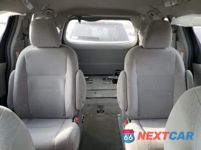 Zdjęcie 10 z 13 samochodu: 2015 TOYOTA SIENNA LE VIN:5TDJK3DC2FS097860 - miniatura