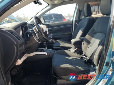 Zdjęcie 7 z 15 samochodu: 2011 MITSUBISHI OUTLANDER SPORT SE VIN:JA4AR4AU8BZ013283 - miniatura