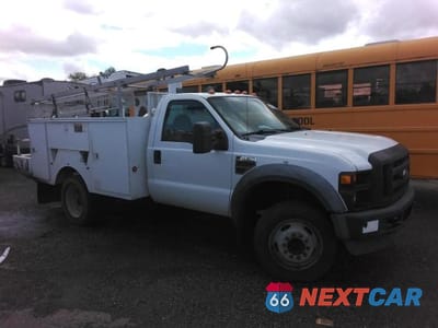 Czwarte zdjęcie samochodu z boku: 2008 FORD F450 SUPER DUTY VIN:1FD4F46R68EE00149 - miniatura