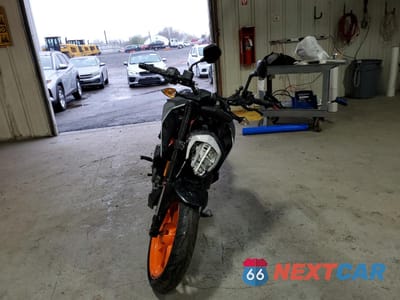 Drugie zdjęcie samochodu z przodu: 2021 KTM 390 DUKE VIN:MD2JPJ407MC256912 - miniatura