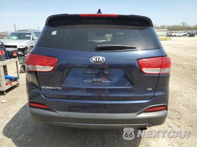 Zdjęcie 6 z 15 samochodu: 2016 KIA SORENTO LX VIN:5XYPG4A58GG162443 - miniatura