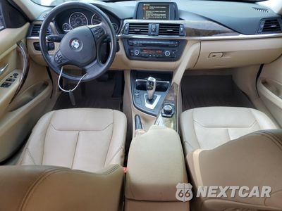 Zdjęcie 8 z 12 samochodu: 2013 BMW 328 XI SULEV VIN:WBA3B5G53DNS04190 - miniatura