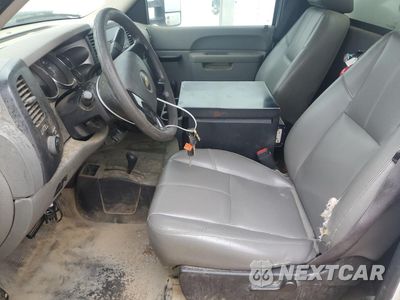 Zdjęcie 7 z 12 samochodu: 2012 CHEVROLET SILVERADO K3500 VIN:1GB3KZCG5CF203993 - miniatura