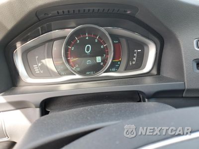 Zdjęcie 9 z 13 samochodu: 2015 VOLVO V60 R DESIGN VIN:YV1902SH9F1190853 - miniatura