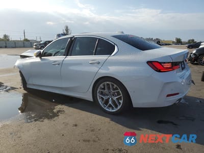 Drugie zdjęcie samochodu z przodu: 2025 BMW 330I VIN:3MW69CW0XS8F12525 - miniatura