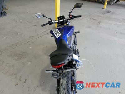 Zdjęcie 6 z 10 samochodu: 2021 YAMAHA MT09 VIN:JYARN71E3MA000694 - miniatura