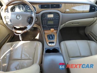 Zdjęcie 8 z 12 samochodu: 2006 JAGUAR S-TYPE VIN:SAJWA01A46FN67771 - miniatura