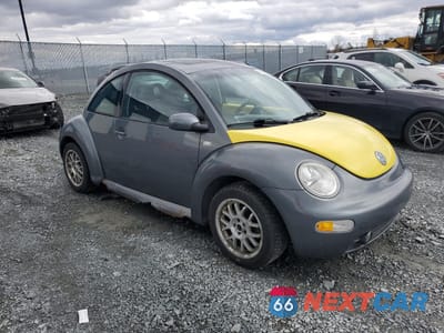 Czwarte zdjęcie samochodu z boku: 2002 VOLKSWAGEN NEW BEETLE GLS VIN:3VWCB21C62M416966 - miniatura