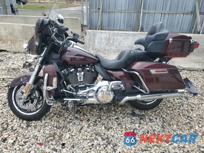 Trzecie zdjęcie samochodu z tyłu: 2018 HARLEY-DAVIDSON FLHTK ULTRA LIMITED VIN:1HD1KED1XJB638615 - miniatura
