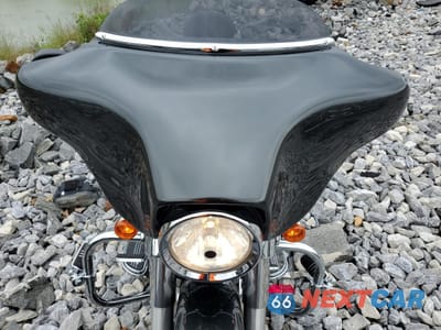 Piąte zdjęcie samochodu w środku: 2008 HARLEY-DAVIDSON FLHX VIN:1HD1KB4158Y657918 - miniatura