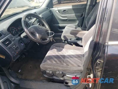 Zdjęcie 7 z 13 samochodu: 2000 HONDA CR-V LX VIN:JHLRD1842YC030283 - miniatura