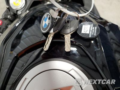 Zdjęcie 8 z 8 samochodu: 2024 BMW S 1000 RR VIN:WB10E6307R6K26382 - miniatura