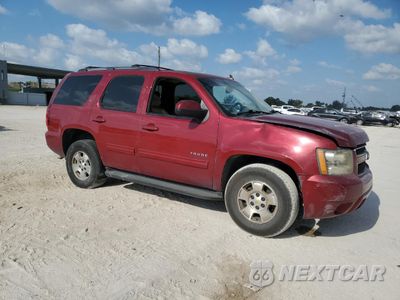 Czwarte zdjęcie samochodu z boku: 2010 CHEVROLET TAHOE C1500 LT VIN:1GNUCBE07AR168655 - miniatura