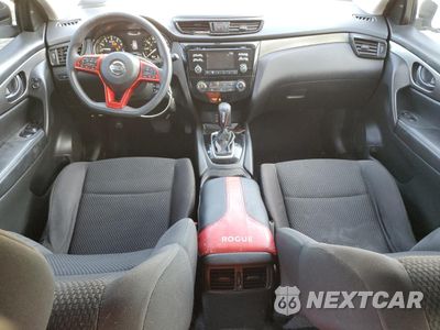 Zdjęcie 9 z 17 samochodu: 2018 NISSAN ROGUE SPORT S VIN:JN1BJ1CR9JW264891 - miniatura