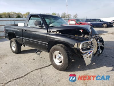Czwarte zdjęcie samochodu z boku: 1998 DODGE RAM 1500 VIN:3B7HC16Y1WM205541 - miniatura