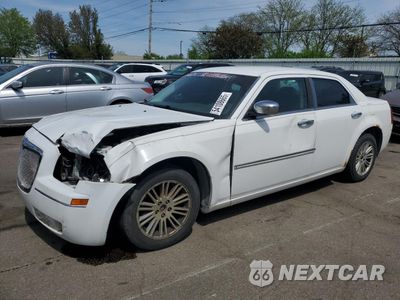 2010 CHRYSLER 300 TOURING 2C3CA5CV6AH297162 - główne zdjęcie licytacji z USA - miniatura