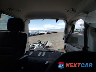 Zdjęcie 10 z 16 samochodu: 2018 DODGE GRAND CARAVAN SE VIN:2C4RDGBG6JR135294 - miniatura