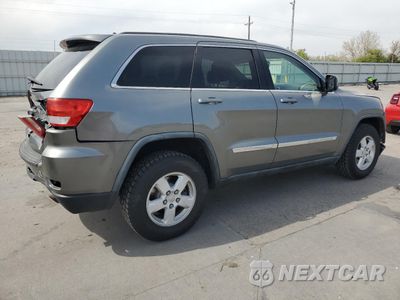 Trzecie zdjęcie samochodu z tyłu: 2012 JEEP GRAND CHEROKEE LAREDO VIN:1C4RJEAG7CC171697 - miniatura