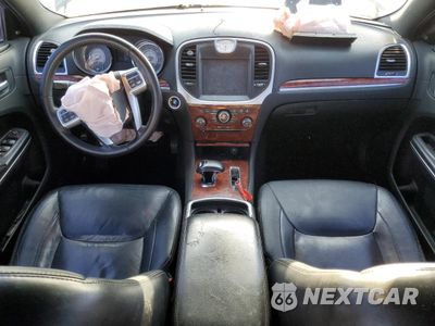 Zdjęcie 8 z 14 samochodu: 2012 CHRYSLER 300 LIMITED VIN:2C3CCACG3CH249741 - miniatura