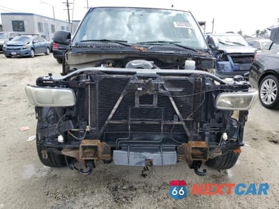 Piąte zdjęcie samochodu w środku: 2002 GMC SIERRA C1500 HEAVY DUTY VIN:1GTGC13U92F128294 - miniatura