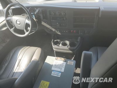 Zdjęcie 8 z 13 samochodu: 2015 CHEVROLET EXPRESS G2500 VIN:1GCWGFCF9F1233628 - miniatura