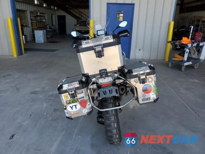 Czwarte zdjęcie samochodu z boku: 2015 BMW R1200 GS ADVENTURE VIN:WB10A1201FZ098019 - miniatura
