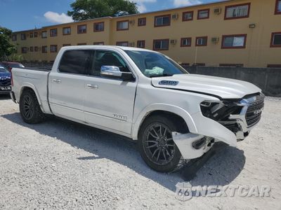 Czwarte zdjęcie samochodu z boku: 2019 RAM 1500 LIMITED VIN:1C6SRFHT7KN857199 - miniatura