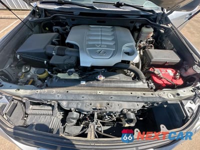 Zdjęcie 7 z 11 samochodu: 2011 LEXUS LX 570 VIN:JTJHY7AXXB4076317 - miniatura