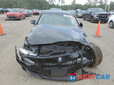 Piąte zdjęcie samochodu w środku: 2015 BMW 320 I VIN:WBA3B1C5XFP831586 - miniatura