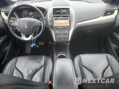 Zdjęcie 8 z 16 samochodu: 2016 LINCOLN MKC SELECT VIN:5LMCJ2C92GUJ31801 - miniatura