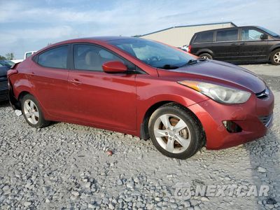 Czwarte zdjęcie samochodu z boku: 2013 HYUNDAI ELANTRA GLS VIN:5NPDH4AE4DH405766 - miniatura
