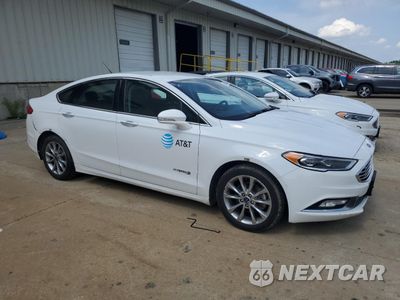 Czwarte zdjęcie samochodu z boku: 2017 FORD FUSION SE HYBRID VIN:3FA6P0LU2HR409669 - miniatura