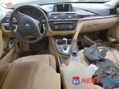Zdjęcie 8 z 12 samochodu: 2015 BMW 320 I VIN:WBA3B1C5XFP831586 - miniatura