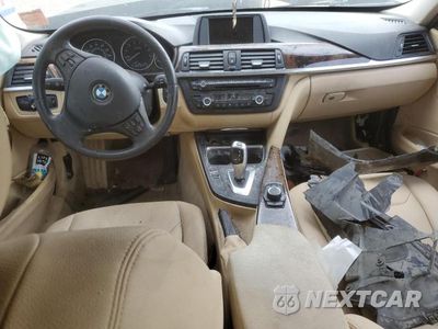Zdjęcie 8 z 12 samochodu: 2015 BMW 320 I VIN:WBA3B1C5XFP831586 - miniatura