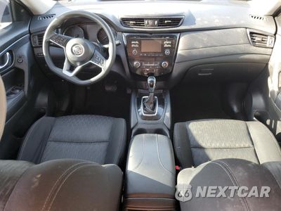Zdjęcie 8 z 15 samochodu: 2017 NISSAN ROGUE S VIN:KNMAT2MT6HP594088 - miniatura