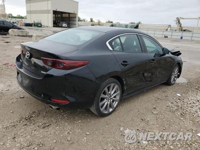 Trzecie zdjęcie samochodu z tyłu: 2021 MAZDA 3 SELECT VIN:3MZBPABL2MM251233 - miniatura