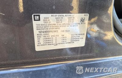 Zdjęcie 10 z 11 samochodu: 2015 GMC SIERRA K3500 DENALI VIN:1GT424E85FF619412 - miniatura