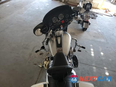Zdjęcie 6 z 9 samochodu: 2003 HARLEY-DAVIDSON FLHTCUI ANNIVERSARY VIN:1HD1FCW403Y635545 - miniatura