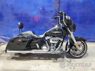 2019 HARLEY-DAVIDSON FLHX 1HD1KBC18KB614850 - główne zdjęcie licytacji z USA - miniatura
